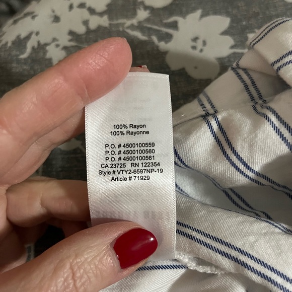 Aritzia Sunday Best Wide Leg Capri Pants - Size Small - White w/Blue Stripes - Picture 6 of 11